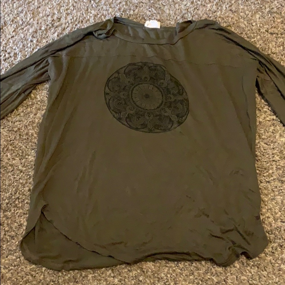 Olive LA hearts top